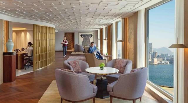 Двухместный клубный номер Standard Mandarin Oriental, Hong Kong