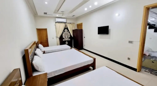 New Visit Inn Hotel