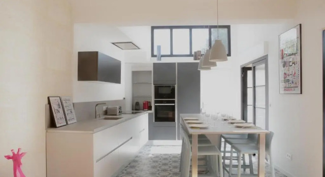 L'Echoppe, Book Hotel Hoteller i Talence med parkering, Parkering