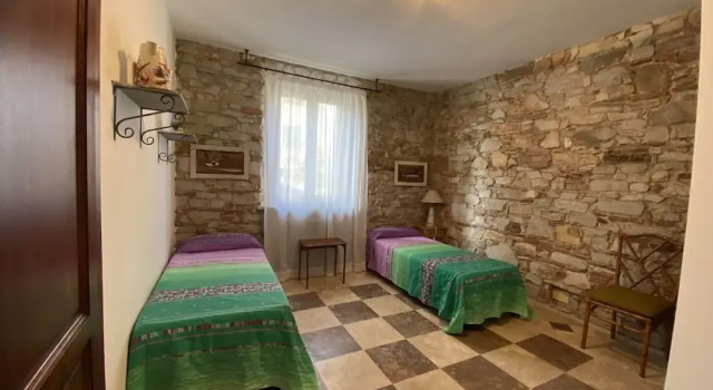 Apartment in Villa With Garden-rif Gioco
