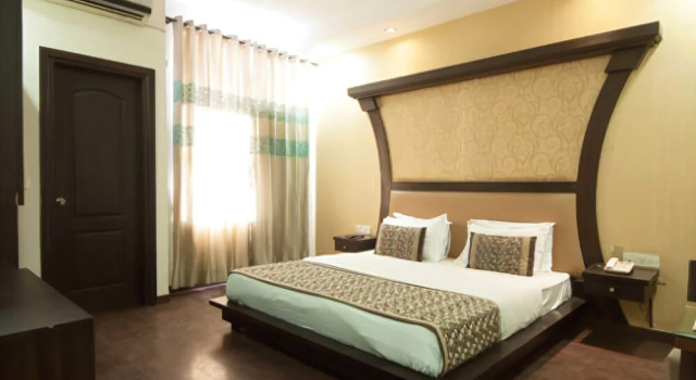 Hotel Empire, Забронировать Отель Гургаон 