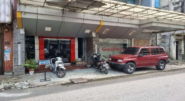 Grand Sirao Hotel, Rezerwuj Hotel Medan Sumatra