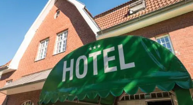 Ferienhotel Alter Bahnhof garni, Забронировать Отель Отели Остзебад-Преров 3 звезды, 3*