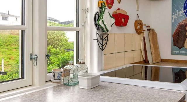 Serene Holiday Home in FanÃ¸ near Sea, Book Hotel Hotels in Fano with Parking, Parking