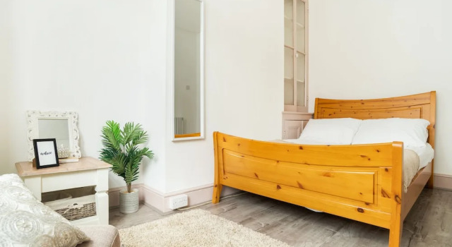 Liverpool Apartment Near City Centre