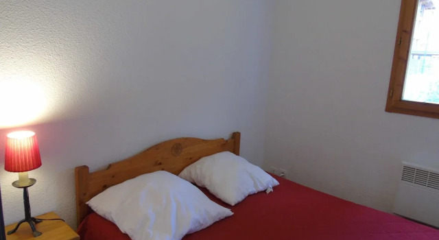Lou Services Apartment CB40 LSI 001