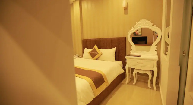 Viet Pho Da Lat Hotel, Book Hotel Da Lat Lam Dong