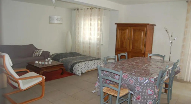 Коттедж с 3 комнатами Le gîte à l'ombre du tilleul