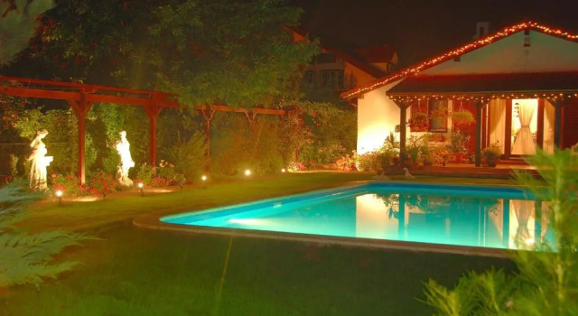 Vila Poiana, Rezerwuj Hotel Hotele w Ilfov z parkingiem, Parking