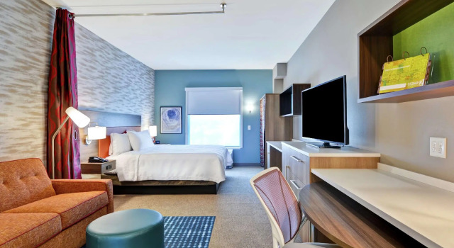 Двухместная студия люкс Home2 Suites By Hilton Charlotte Piper Glen