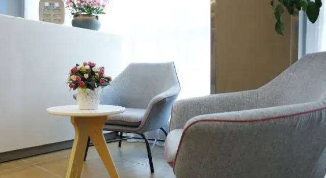 Home Inn·Neo (Zhuji Xishi Basketball Center Store / Baolong Plaza Store)