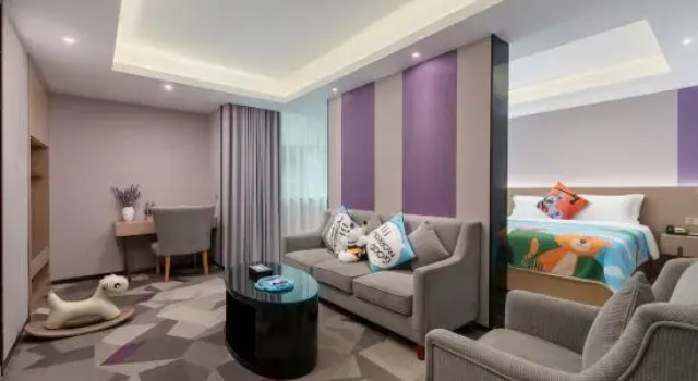 Люкс Deluxe Lavande Hotel (Guangzhou Hanxi Chimelong Station Wanda Plaza)