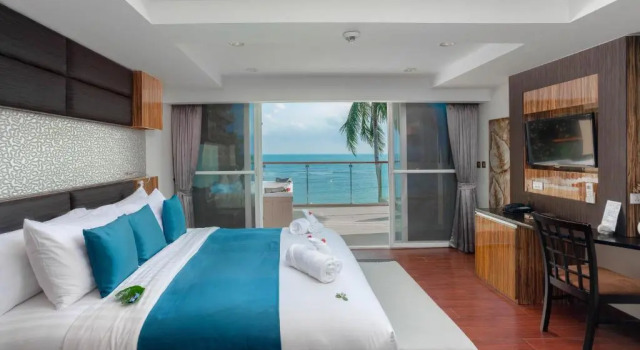 Люкс Spa Bath с 2 комнатами с видом на море Royal Beach Boutique Resort & Spa Koh Samui