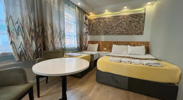 Трёхместный номер Economy Rodin Hostel