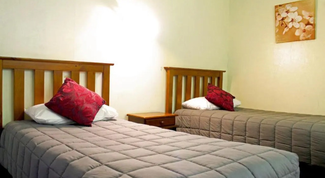 Апартаменты с 2 комнатами Fairy Springs Motel
