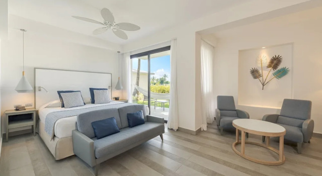 Двухместный полулюкс Privileged Deluxe Catalonia Punta Cana - Все включено