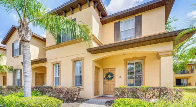 9 Mi to Wdw: Townhouse w/ Balcony in Davenport!