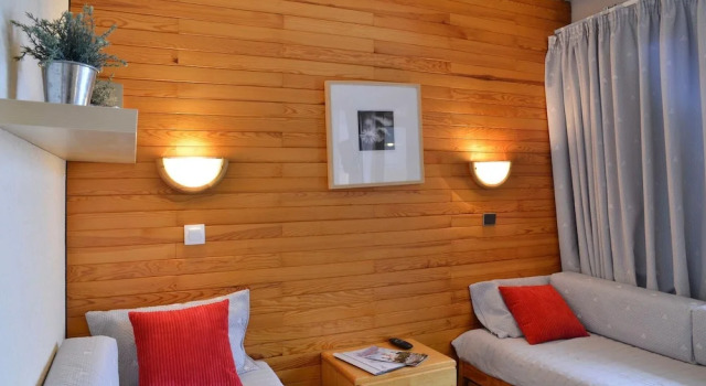 Residence Saintjacques Studio on Slopes for 4 People of 28 mÂ² Rs426, Prenota Hotel Hotel a Rodano-Alpi con parcheggio, Parcheggio