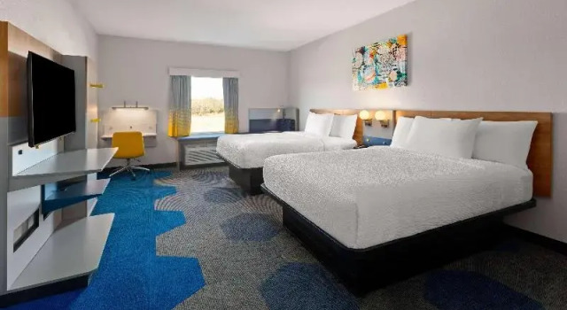 Четырёхместный люкс Microtel Inn & Suites by Wyndham Olive Branch