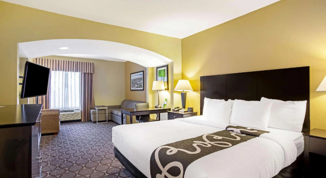 Двухместный номер Deluxe La Quinta by Wyndham Lexington South / Hamburg