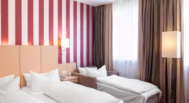 Трёхместный номер Standard Hotel Deutsches Haus