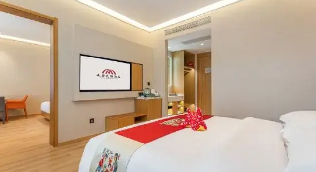 Люкс Deluxe Yan'an·Folk Culture Hotel (Wangjiaping Former Site Branch of Yan'an Revolutionary Memorial Hall)
