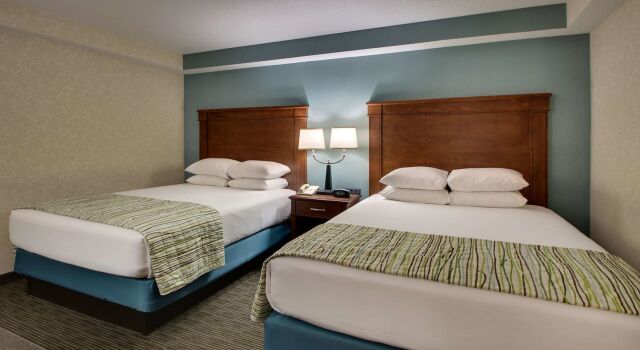 Drury Inn & Suites Cape Girardeau, Prenota Hotel Hotel a Missouri con piscina, Piscina