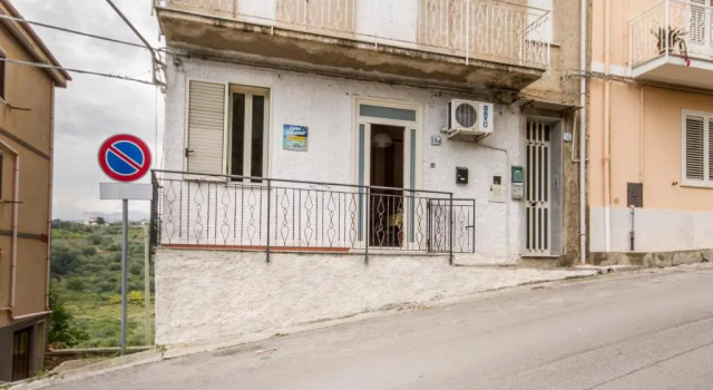 Casa Vacanza Paradise vicino Cefalù con servizio di piscina a 3 chilometri, Book Apartment Hotels in Sicily with a Pool, Swimming Pool
