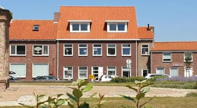 Appartementen aan zee Willibrordusplein 28, Book Hotel Zoutelande 