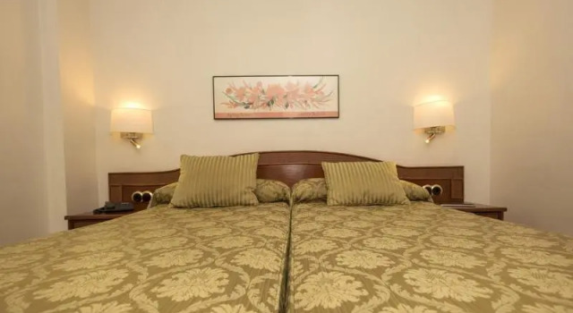 Двухместный номер Standard с балконом Hotel Cervol by Nexta