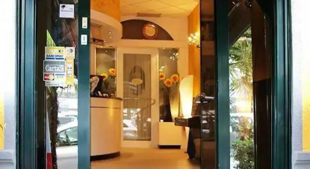 Petit Hotel, Rezerwuj Hotel Piacenza 