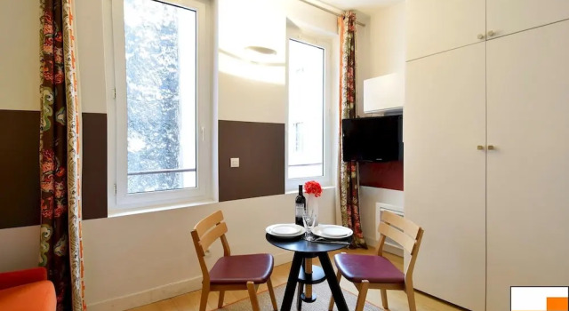 S02415 - Chic and Cozy Studio for 2 People, Near Montorgueil, Забронировать Отель Отели Парижа 3 звезды, 3*