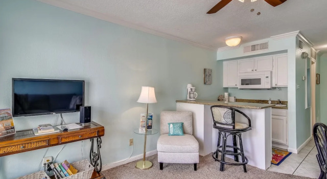 Victorian 5209-no Worries 1 Bedroom Condo