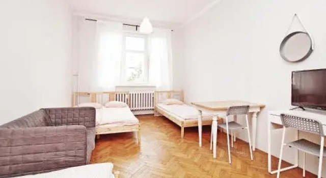 3Citygo Hostel Gdynia, Varaa Hostelli Hotellit Pommeri pysäköinnillä, Pysäköinti