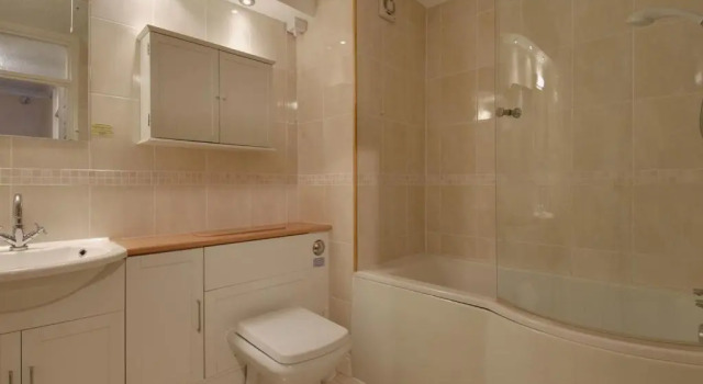 Apartment 66