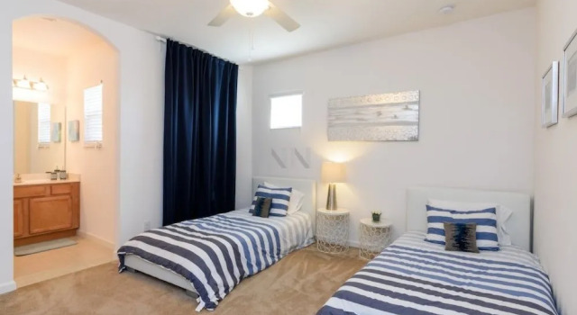 Acorn Six Bedroom Holiday Home Solterra 48