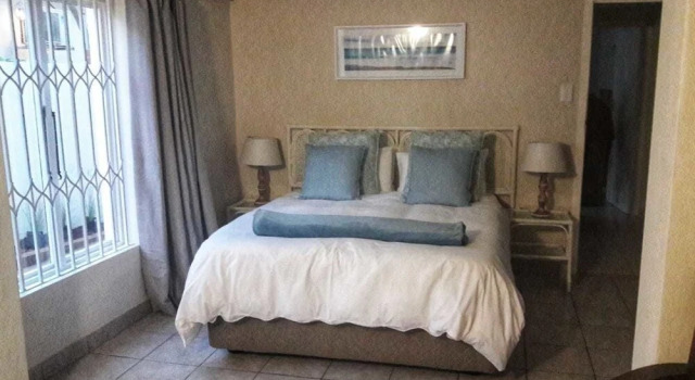 9 On Rosebery, Забронировать Отель Отели Дурбана 3 звезды, рядом с Japanese Gardens Durban North, 3*