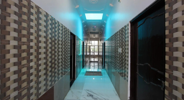 SPOT ON 37356 Hotel Jawahar Palace, Забронировать Отель Отели штата Раджастхана с парковкой, Парковка