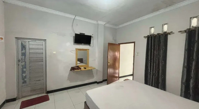 Номер Standard OYO 95050 Penginapan Sekarsari Syariah