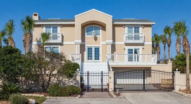 Prince of Tides by Vacation Rental Pros