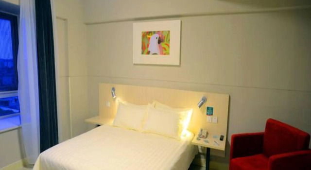 Номер Business Jinjiang Inn Xianning Yinquan Avenue Hot Spring Hotel