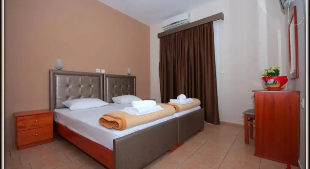 John & Eve Hotel, Book Hotel Paralia Olympus