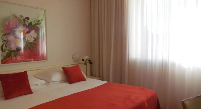 Двухместный номер Classic Starhotels Cristallo Palace