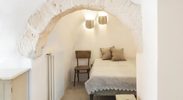 Trulli Del Bosco, Book Bed and Breakfast Hoteller i Alberobello med pool, Swimmingpool