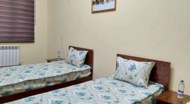 Ekonomiczny dwuosobowy pokój Hostel Mukarram