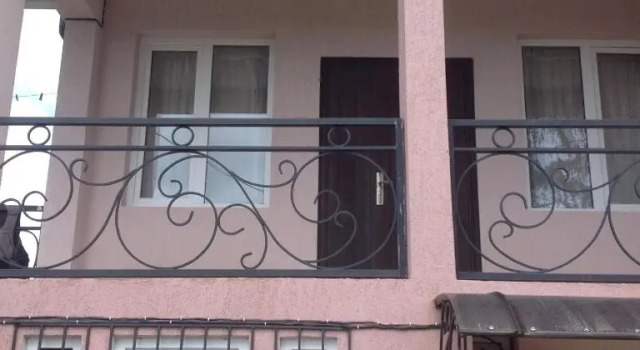 Guest House On Kolhoznaya 10, Book Guesthouse Sukhum Abkhazia