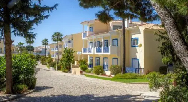 Olhos de Água Apartment Albufeira II, Забронировать Апартаменты/квартира Апартаменты Ольюш-ди-Агуа, рядом с Пляж Ольюш-ди-Агуа, Апартаменты/квартира