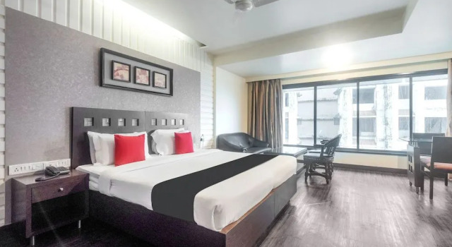 Capital O 45497 Savoy Suites, Забронировать Отель Отели штата Махараштры с завтраком, Завтраки