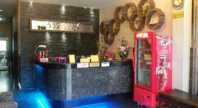 682 Lodge by OYO Rooms, Buchen Sie Hotel Bintulu 