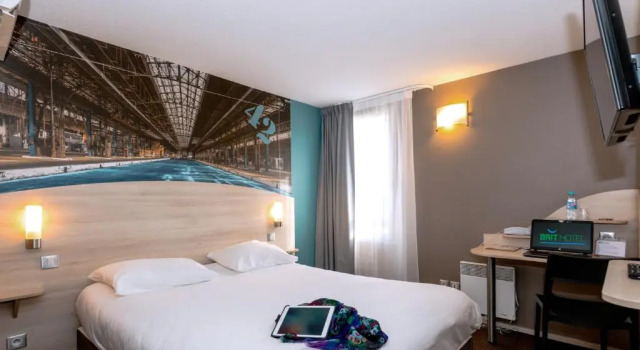 Люкс Brit Hotel La Rochelle Périgny